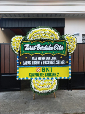 Papan Bunga Duka di Polaman