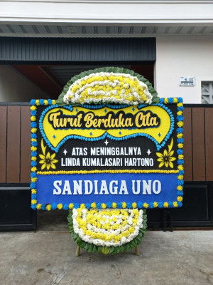 Papan Bunga Duka di Polaman